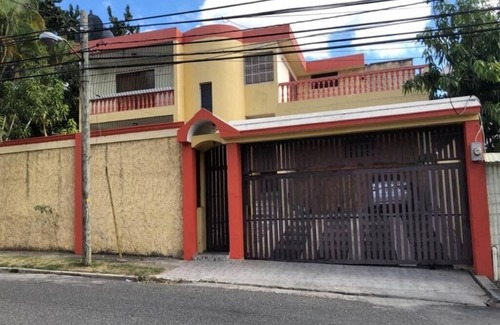 Los Rios House | House