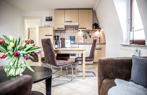 Radebeul Condo | House Felix Weinbergblick