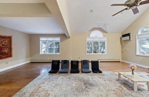 Stony Point House | House for groups Wifi -Hot Tub