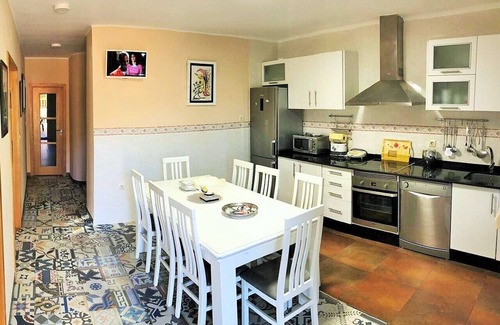 Nigran House | House for rent in rural area just 10 minutes from Vigo and beaches.