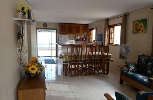 Maranduba House | House for rent with pool 300 meters from maranduba beach