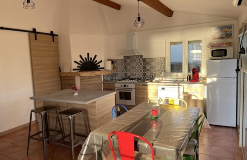 Port-Saint-Louis-du-Rhone House | house - 3 rooms - 4/6 persons