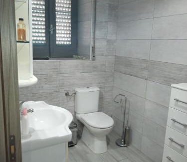 Avola House | House Giusti