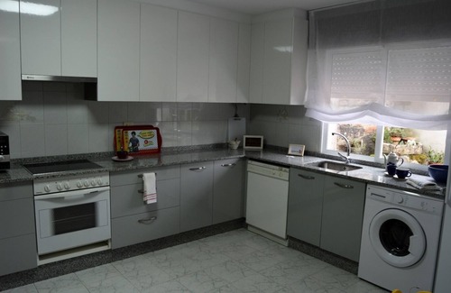 Samieira House | House ideal for large families, in a quiet place, 5 minutes from the beach!