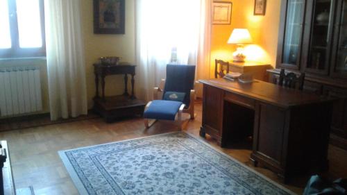 Cerreto Guidi Apartment | House In A Medieval Hamlet