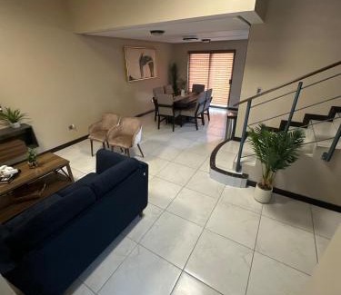 Delicias House | House in a private residential development