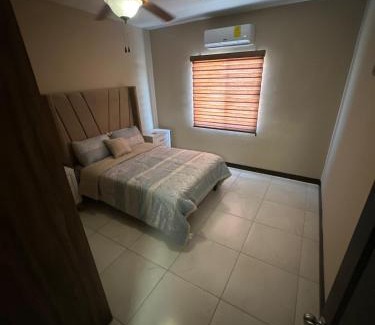 Delicias House | House in a private residential development