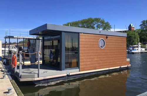 Dziwnow Boat Rental | House in Dziwnów by the Waterfront, cleaning included
