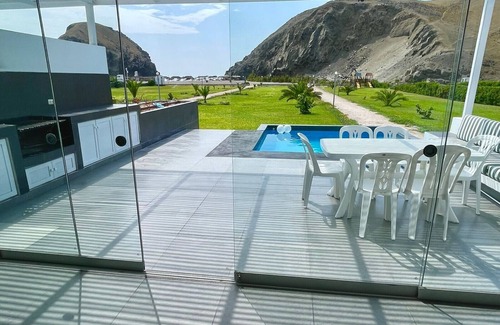 Asia House | House in front of the sea, with swimming pool, terrace, barbecue, Pet friendly!