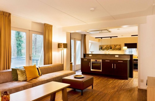 Vlagtwedde House | House in Vlagtwedde with Forest Spa & Sauna