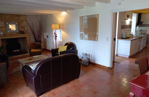 Sauveterre-la-Lemance House | House La Vallée 6 persons with swimming pool 3* France