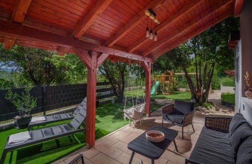 Sestanovac House | House Madrino