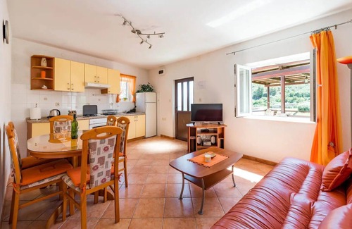Cove Rogacic House | House Marina (41131-K1) - Vis - island Vis