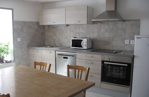 Saint-Etienne-en-Devoluy House | House near the ski slopes, 4 people, fully equipped