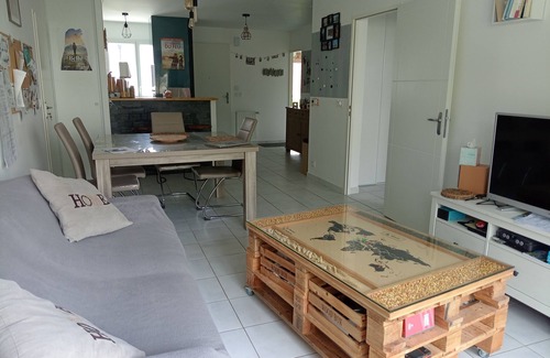 Saumur House | House near town center