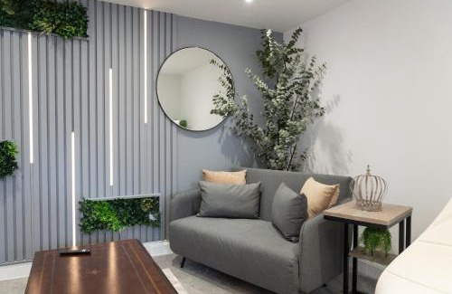 Royal Tunbridge Wells Apartment | House Of Cards