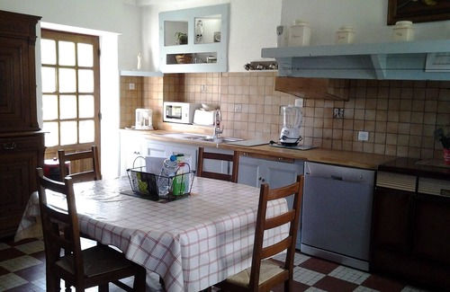 Louvie Juzon House | HOUSE OF CHARACTER ENTIRELY RESTORED ANY COMFORT (wifi) IN THE BEARN