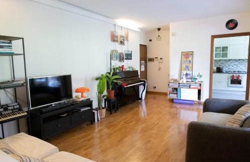 Lampugnano Apartment | House of Music San Siro Fiera
