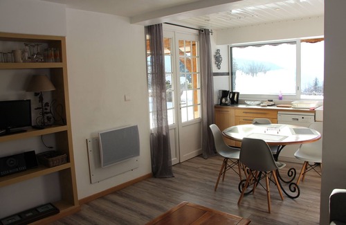 Echallon House | House of the cornua 5min from Lake Genin