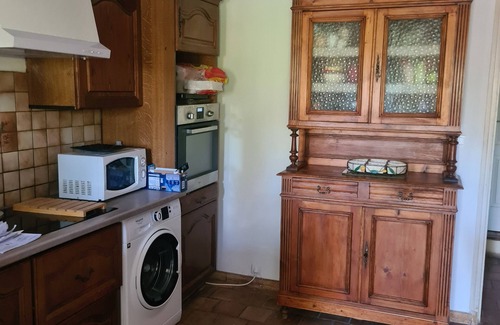 Vezenobres House | House on shady lot