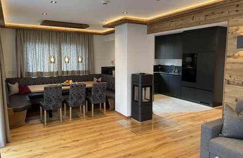 Forstau House | House Rubin