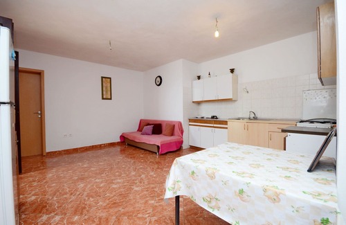 Gdinj House | House Slavka (30542-K1) - Gdinj - island Hvar