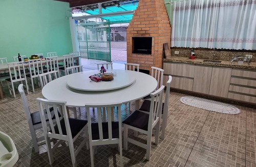 Praia da Armacao do Itapocoroi House | HOUSE TO RENT IN THE PENHA FOR 20 PEOPLE NEXT TO THE PARK BETO CARRERO WORLD