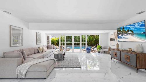 Harbor Beach House | House ∙ 5 bedrooms ∙ 12 guests