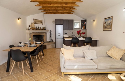 Supetar House | House Vicko (27551-K1) - Supetar - island Brac