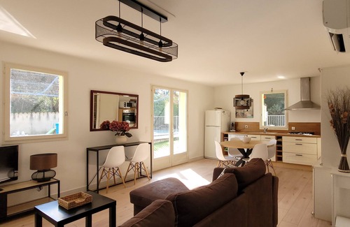 Pont-Saint-Esprit House | house/villa - 3 rooms - 6 persons