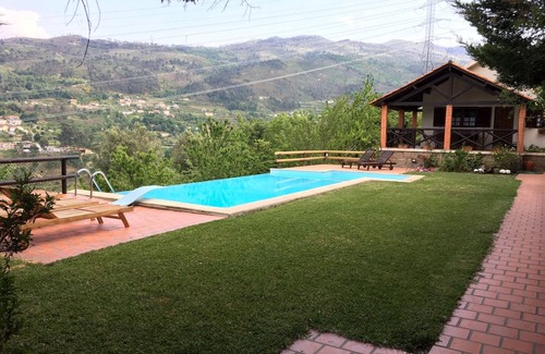 Cinfaes Cottage | House /Villa - Cinfães
