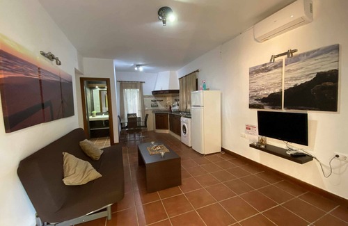 El Palmar House | House with private garden and shared pool
