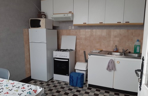 Pin - Vert Galant House | House with 1 bedroom, 1 veranda and a garage near the circuit of 24 hours
