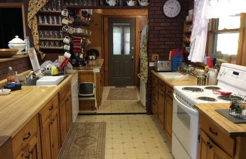 Whitefield House | House with 150 feet private lakefront - quiet, rustic, homey, near Bretton Woods