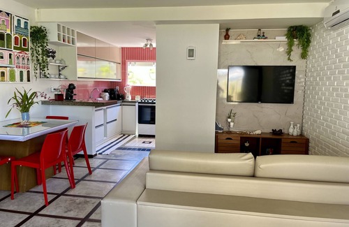 Maceio House | House with 5 suites in a gated community just a few meters from the beach and Hibiscus