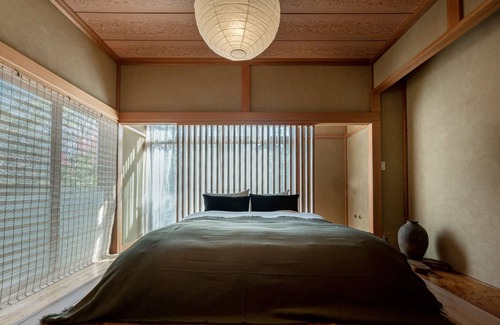 Kawazu House | House with a hot spring flowing directly from the source and a large garden high season / Kamo-gun Shizuoka