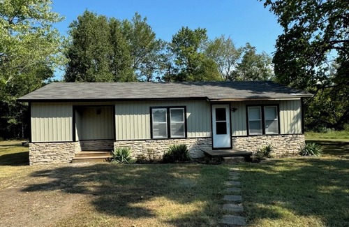 Russellville House | House with beautiful view & peaceful atmosphere at the foot of gorgeous Mt. Nebo