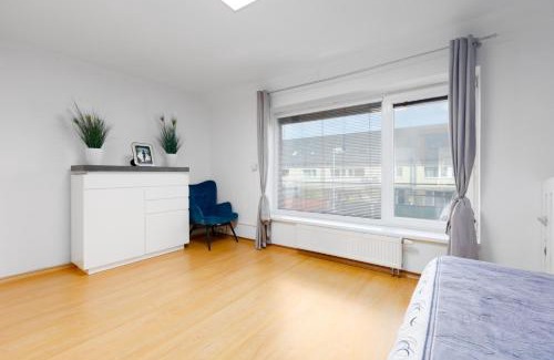 Nupaky House | House with garden - 20 minutes from the center of Prague