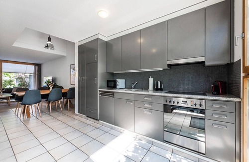 Kreuzlingen House | House with garden, whirlpool, sauna and parking lot