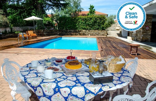 Carvalhais House | House with pool and rustic kitchen - Exclusive space, ideal for families