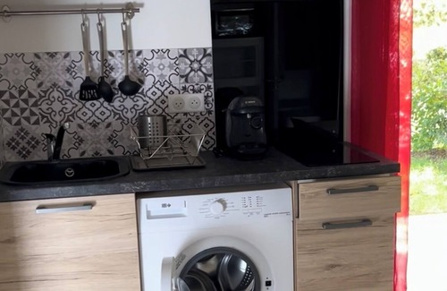 Valaurie Condo | HOUSE WITH POOL NEAR GRIGNAN DROME PETS WELCOME