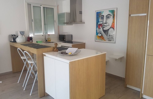 Costa Dorada House | House with sea and beach views