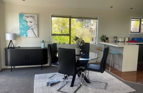 Torbay House | House with view and great location on North Shore