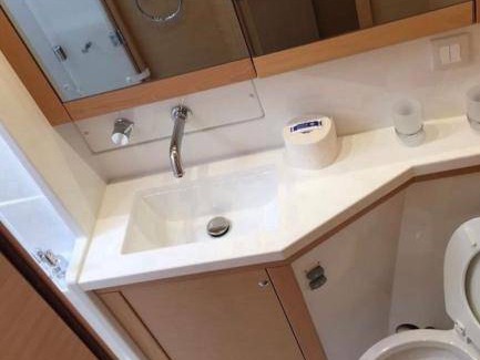 Nidri Boat Rental | Houseboat ∙ 1 bedroom ∙ 2 guests
