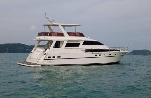 Patong Boat Rental | Houseboat ∙ 1 bedroom ∙ 20 guests