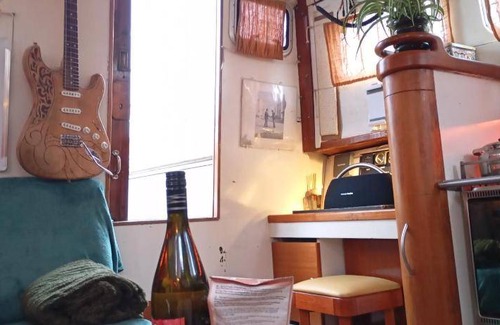 Amsterdam North Boat Rental | Houseboat ∙ 2 bedrooms ∙ 3 guests