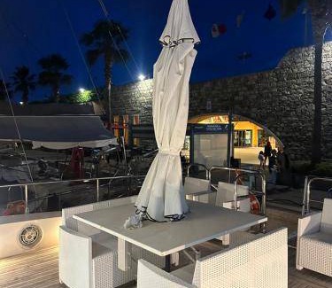 Sestri Ponente Boat Rental | Houseboat ∙ 4 bedrooms ∙ 8 guests