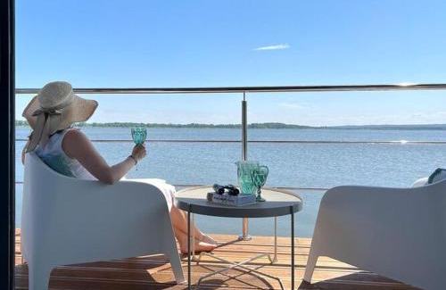Łazy Boat Rental | Houseboat by Lake Jamno with Rooftop Terrace