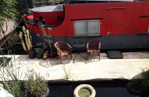 Oostelijke Eilanden en Kadijken Bed & Breakfast | Houseboat Dokstroom