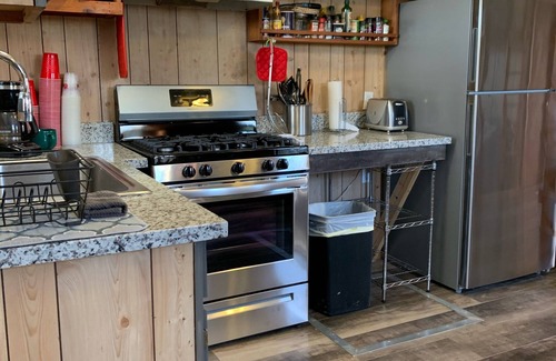 Venice House | HOUSEBOAT FOR RENT- Venice Marina- The “Get Reel”